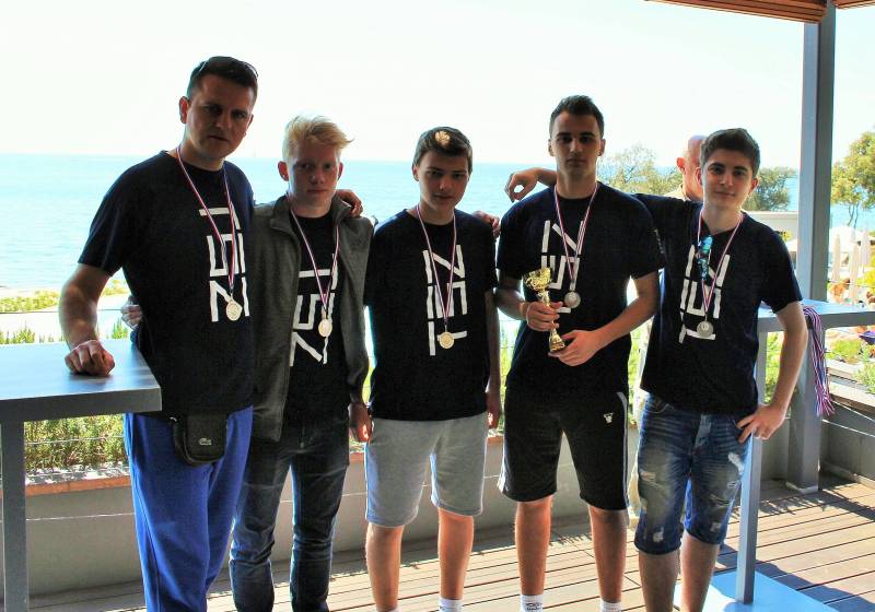 šah srebro 2016